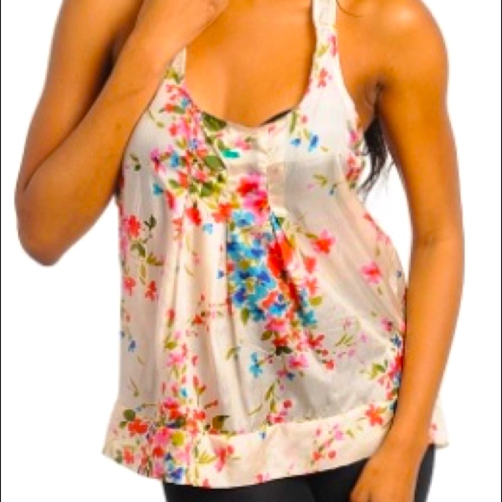 NWT Sheer Silk Floral Pleated Tank - Picture 2 of 7